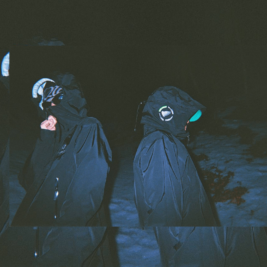 Rat'teryx Jacket worn